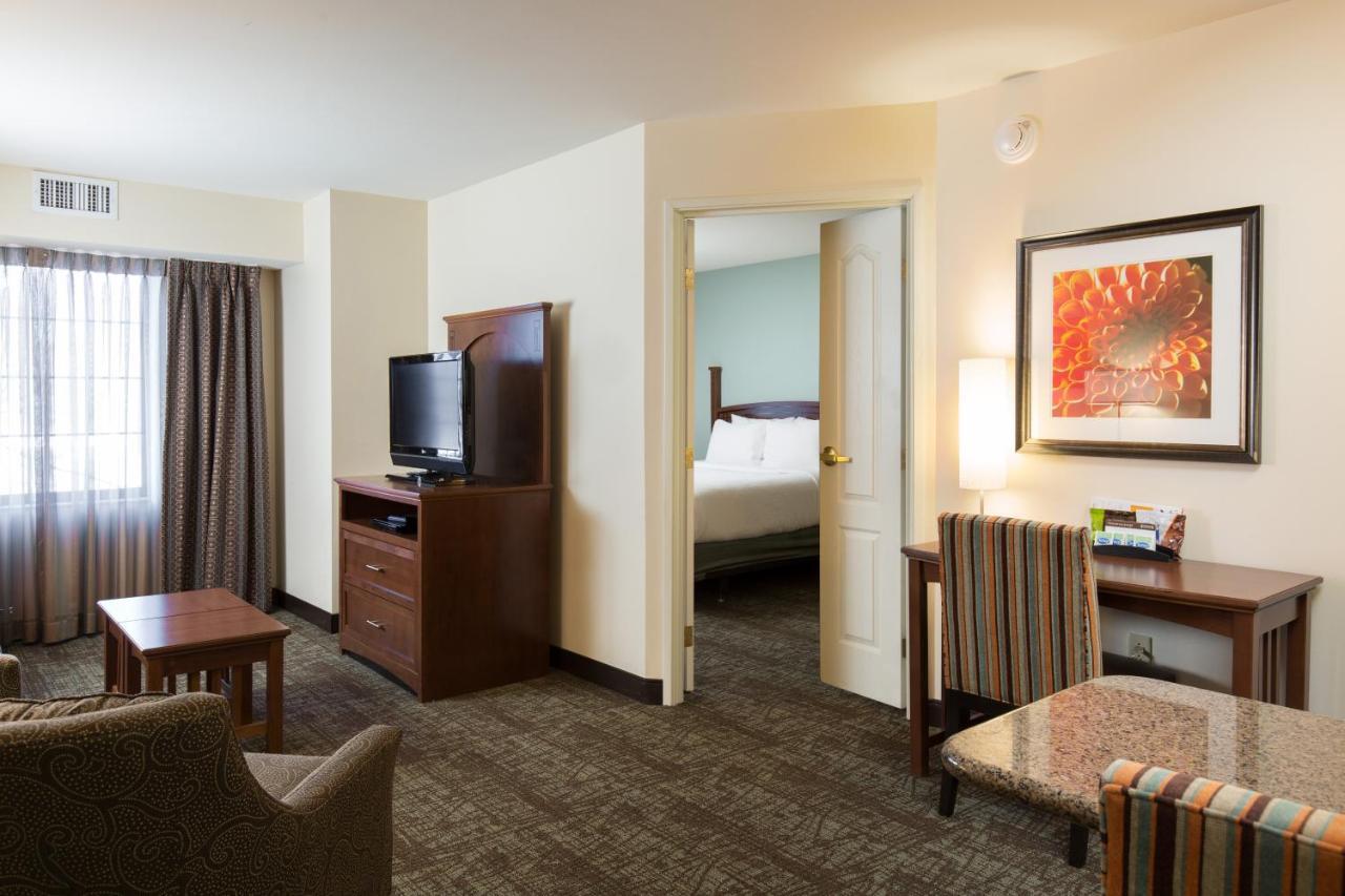 Flint Staybridge Suites - Columbus Polaris By Ihg מראה חיצוני תמונה